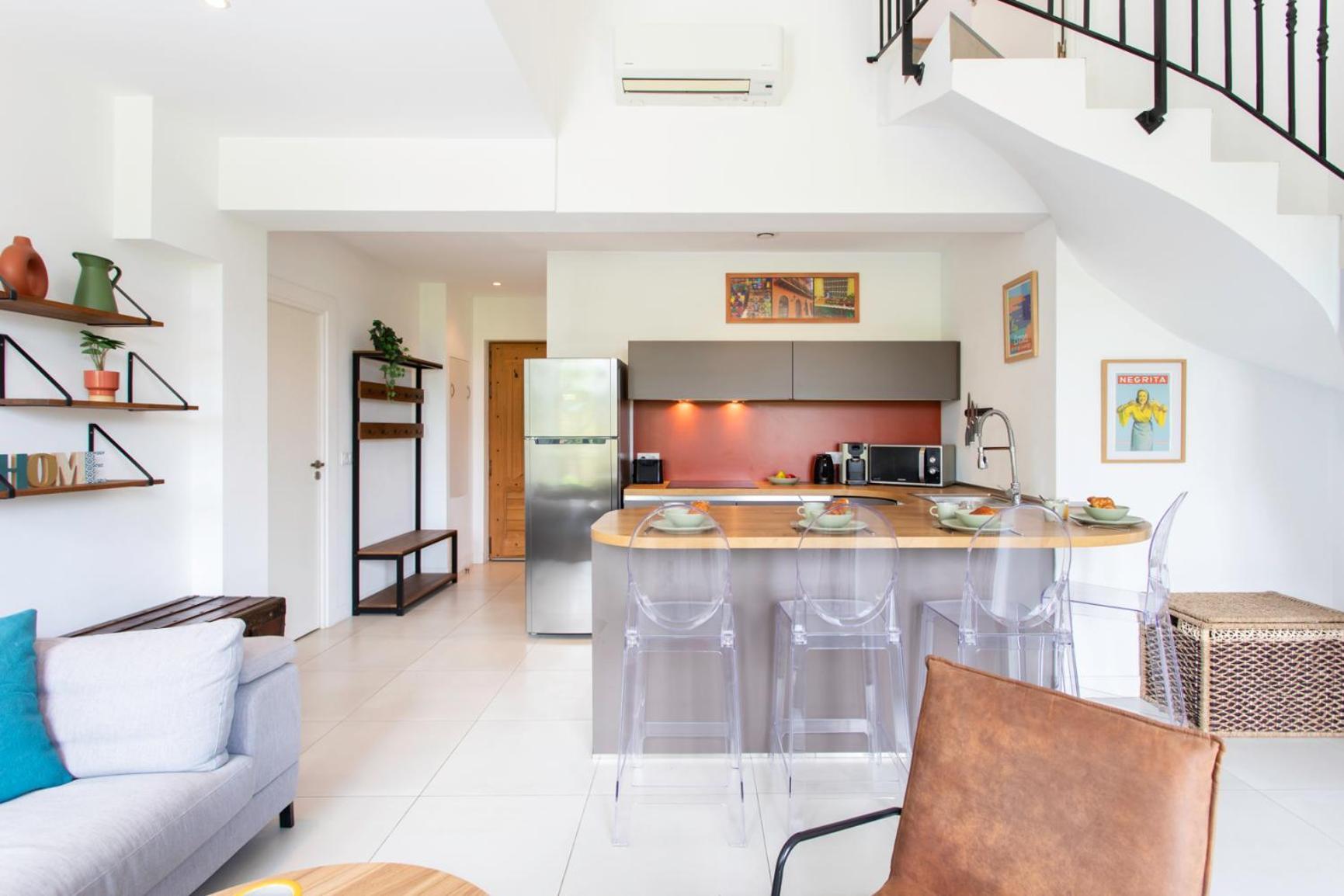 C12 - 2 Bdr Duplex In - 2 Parking Spaces, Ac, Balcony & Pool * Mougins