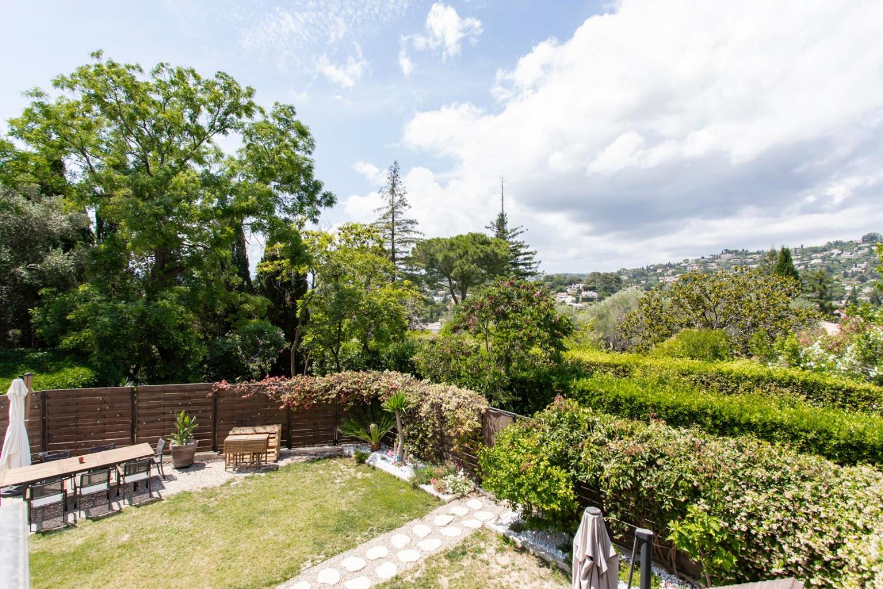 Apartment C12 - 2 Bdr Duplex In - 2 Parking Spaces, Ac, Balcony & Pool Mougins